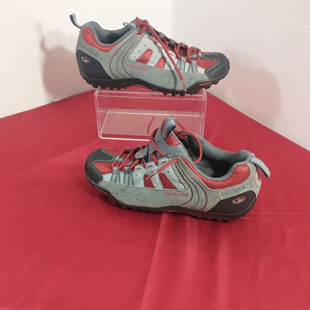 Specialized Women’ Mountain Bike Cycling Size 10 EU41 Red and Gray. - Picture 7 of 7
